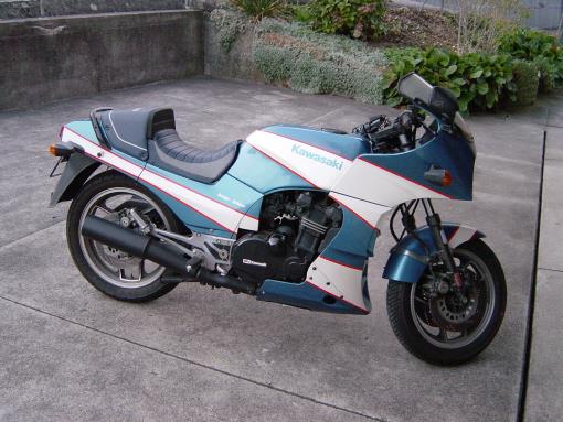 Kawasaki GPZ 900R von Damir Sikiric
