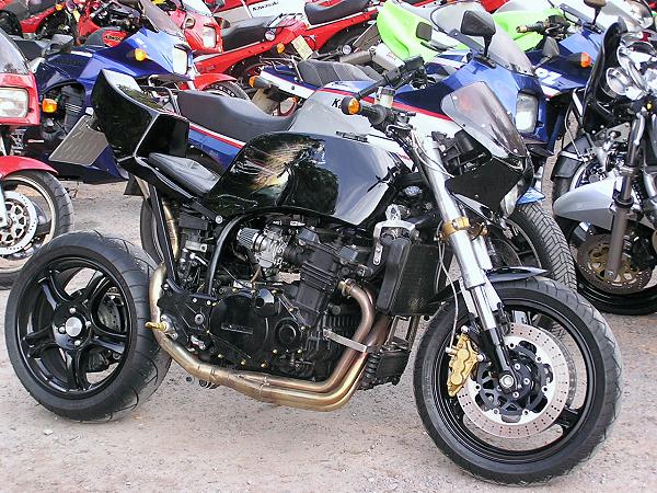 Kawasaki GPZ 900R von Erik Wankerl
