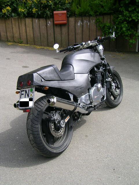 Kawasaki GPZ 900R von Martin Striedacher