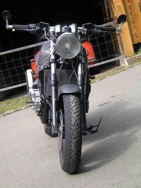 Kawasaki GPZ 900R von Martin Striedacher