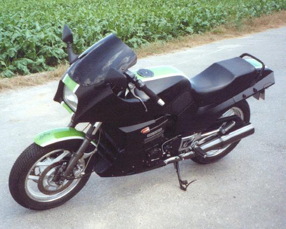 Kawasaki GPZ 900R von Michael Kuschel