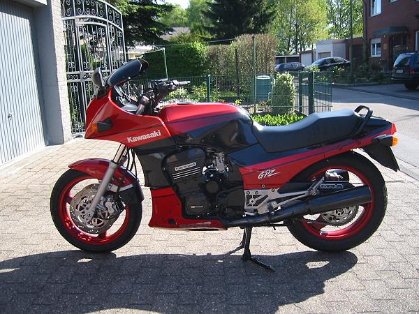 Kawasaki GPZ 900R von Peter
