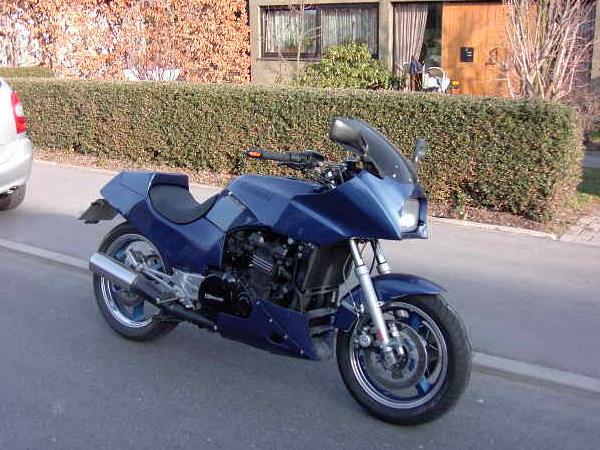 Kawasaki GPZ 900R von Rene "Pelle" Pelders