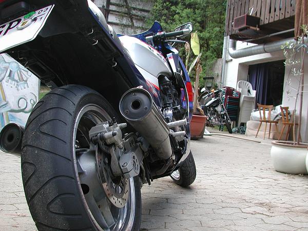 Kawasaki GPZ 900R von Robin Strangfeld