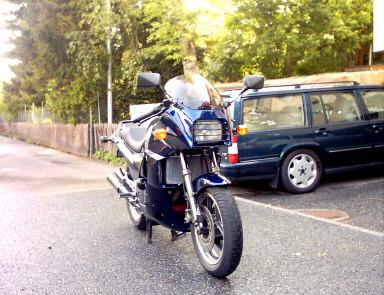 Kawasaki GPZ 900R von Roger Kobler