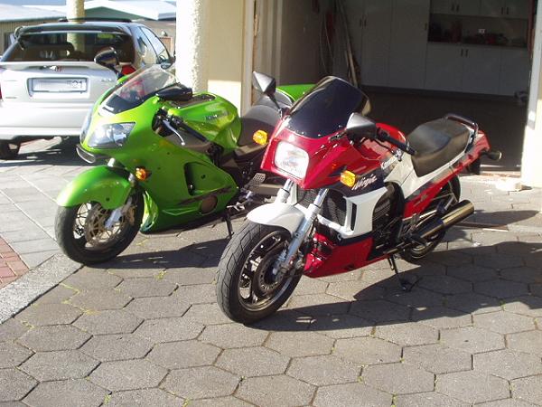 Kawasaki GPZ 900R von Saethor Gunnarsson