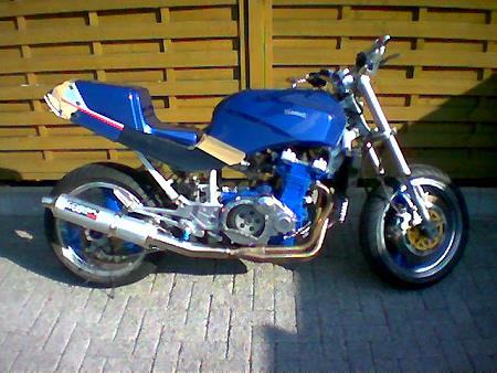 Kawasaki GPZ 900R von Udo Jost