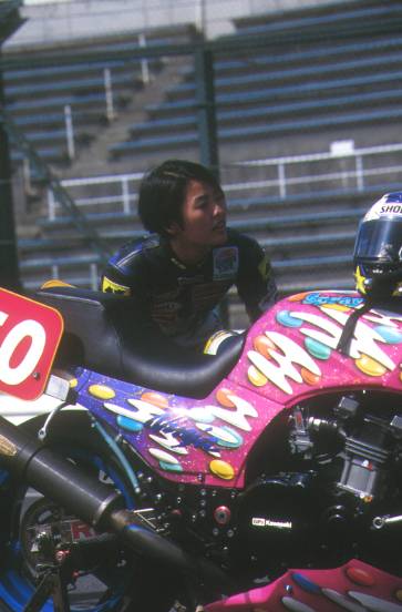 Kawasaki GPZ 900R Page - Picture Gallery 2