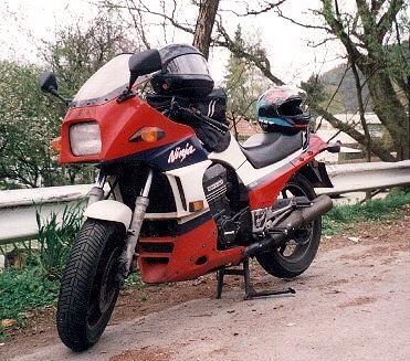 Kawasaki GPZ 900R von Michael Hellmich