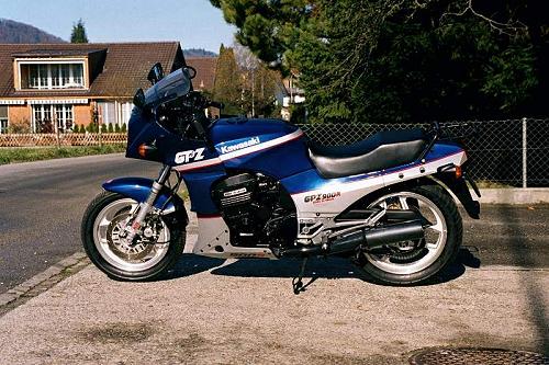 Tinu's - Kawasaki GPZ 900R