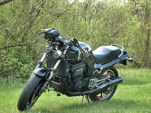 Kawasaki GPZ 900R von Arvydas