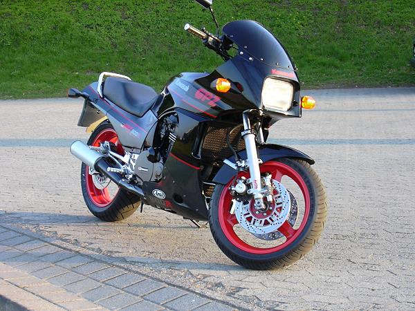 Kawasaki GPZ 900R von Oliver Kellermann