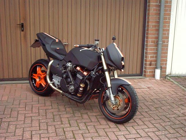 Kawasaki GPZ 900R von Fabian Hollingshausen