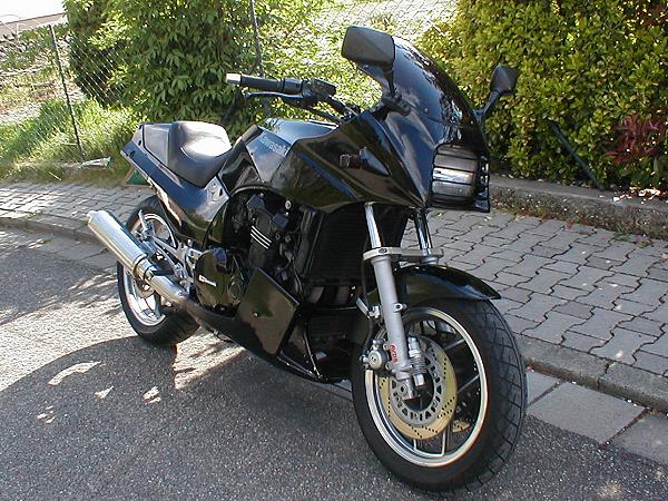 Kawasaki GPZ 900R von Markus Hoffmann