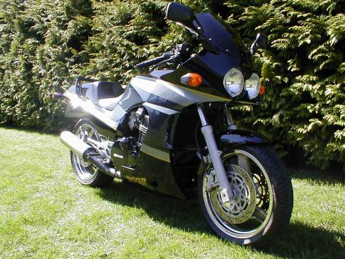 Michael Honerkamp's Kawasaki GPZ 900R