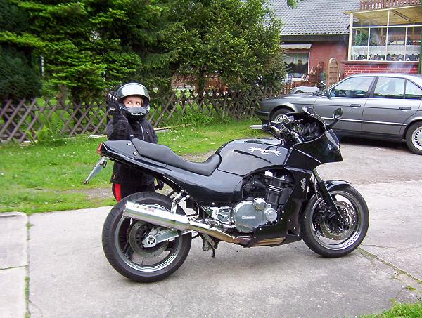 Kawasaki GPZ 900R von Ralf Aupers