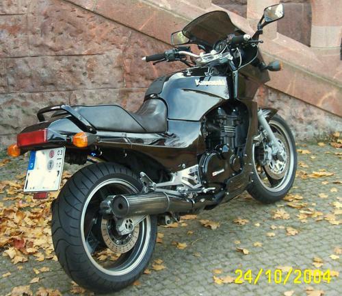 Kawasaki GPZ 900R von Ricardo Ivo