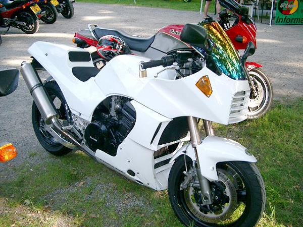 Kawasaki GPZ 900R von R�diger Bock