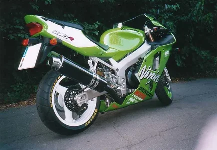 ZX 7 R original Auspuff Kopie.webp