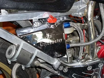 900r4.webp