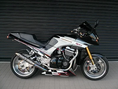 gpz900r_17.webp