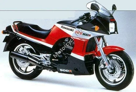 Kawasaki-GPZ-900-R-11135.webp