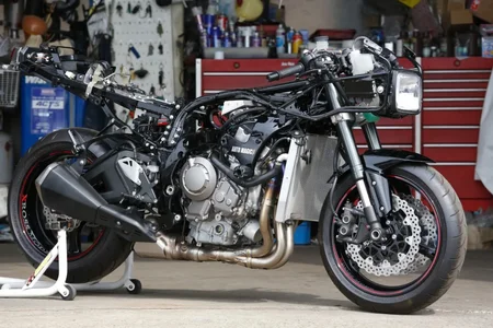 ZX 10 R..webp