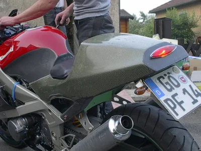 ZZR 600 Heck.webp