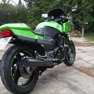 Kawasaki GPZ 900 R