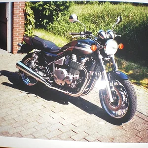 Kawasaki Zephyr 1100  Speiche 1997
