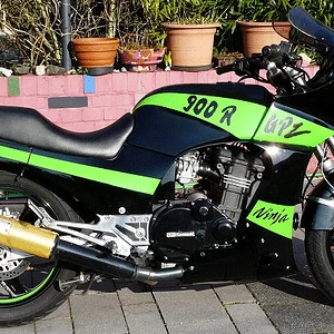 GPZ 900R Ralf Seite