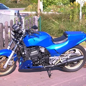 blaue `90er- ist leider Vergangenheit, hat einen neuen Besitzer gefunden ;-)