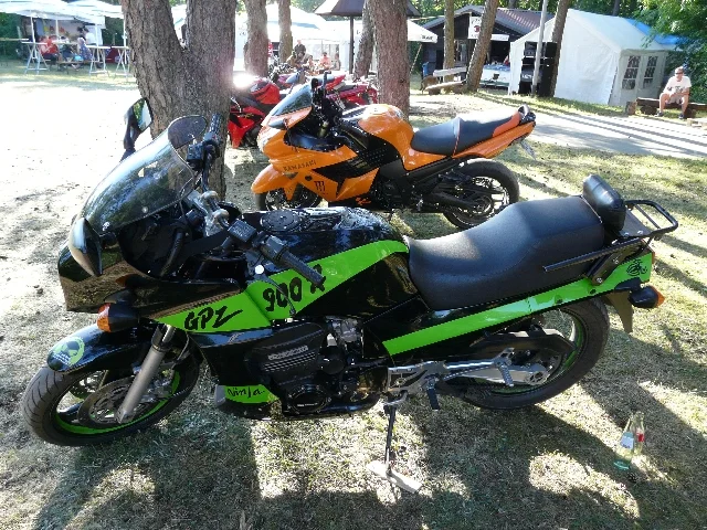 01EBW 01
