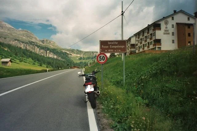 Campolongo Pass (I) Juni 2003