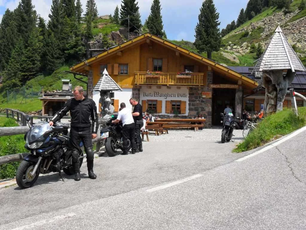 Manghen Hütte