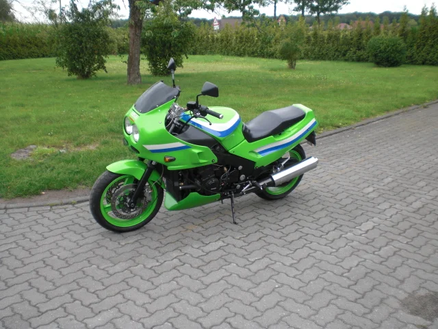mit diesem haufen fahre ich zur zeit rum   ---  mal schaun was aus ihr wird