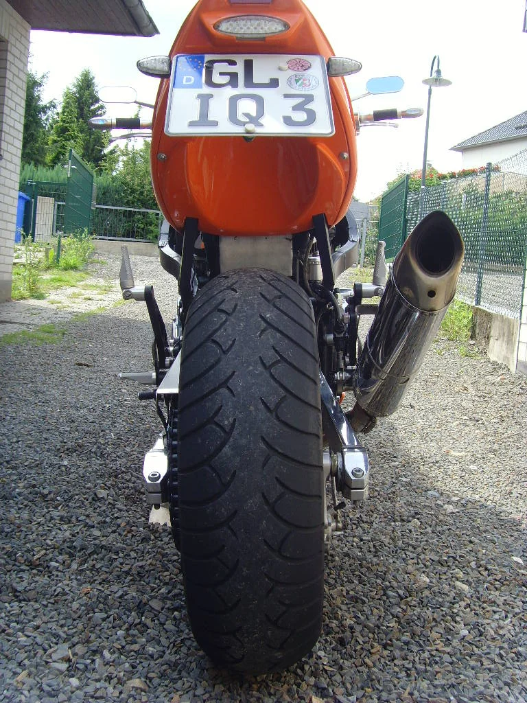 SNV37774