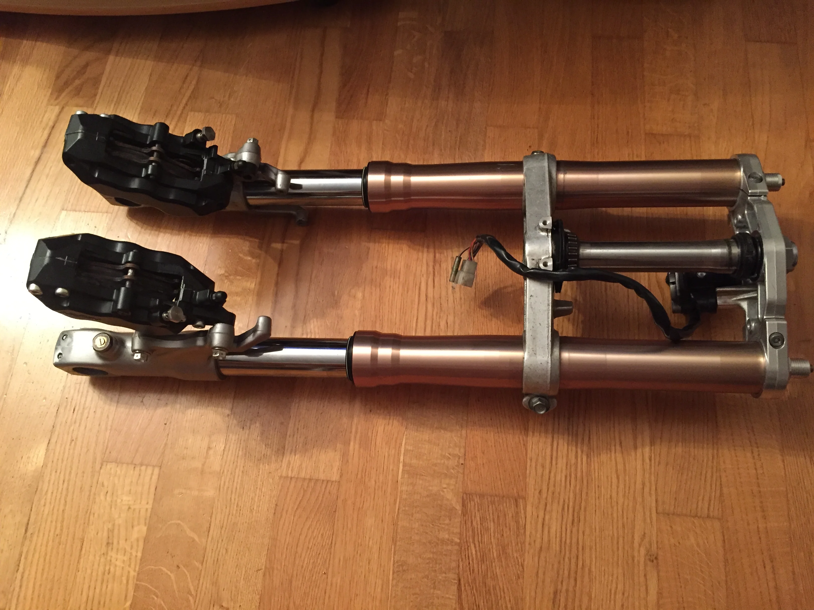 ZX7RR Gabel und Nissin Bremssättel (Normal Tokiko)