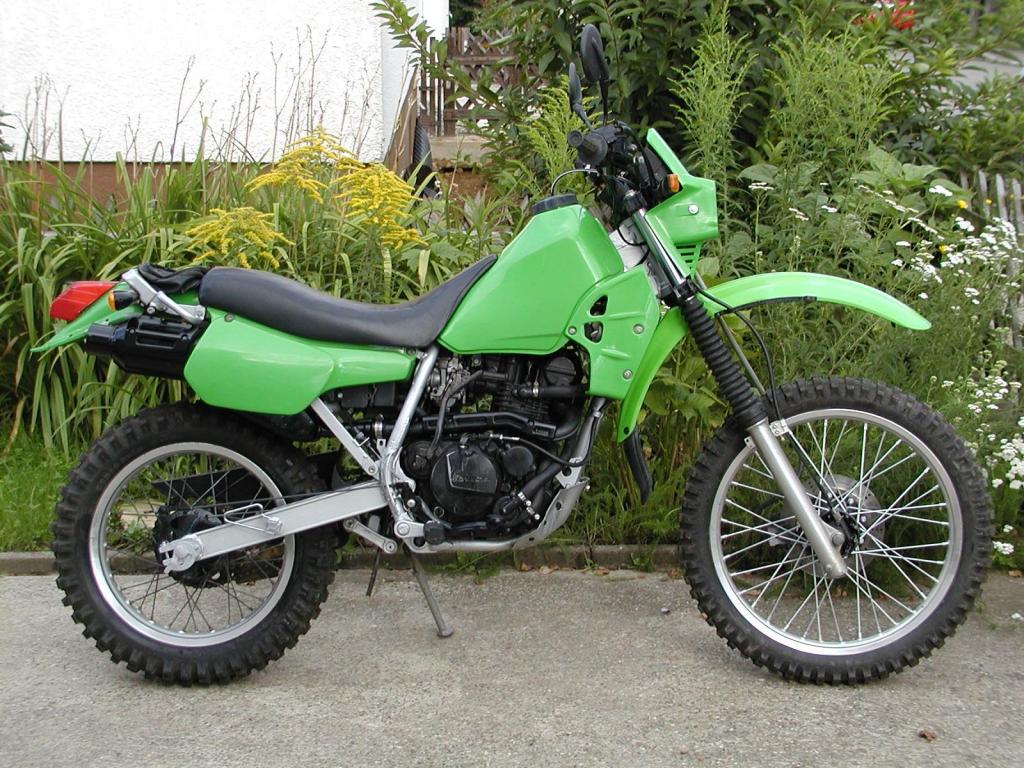 Kawasaki KL 250 - Viertakter, schwer, lahm, Drecksm�hle!