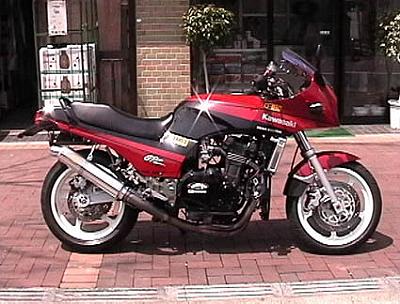 Kawasaki GPZ 900R Page - Picture Gallery 12