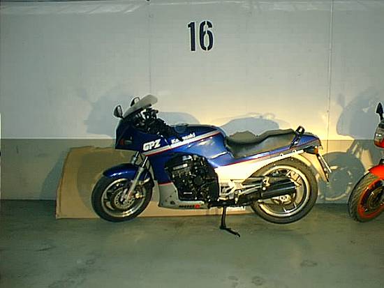 Max Pokorny's GPZ 900R