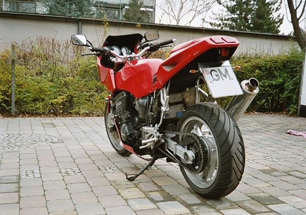 Kawasaki GPZ 900R von Alberto Haun