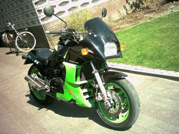 Kawasaki GPZ 900R von Udo