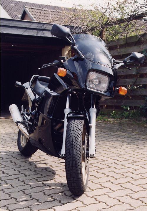 Kawasaki GPZ 900R von Volker Wilhelms